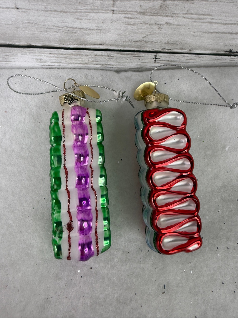 Christmas ornaments Ribbon glass lot of 2 Old World Christmas